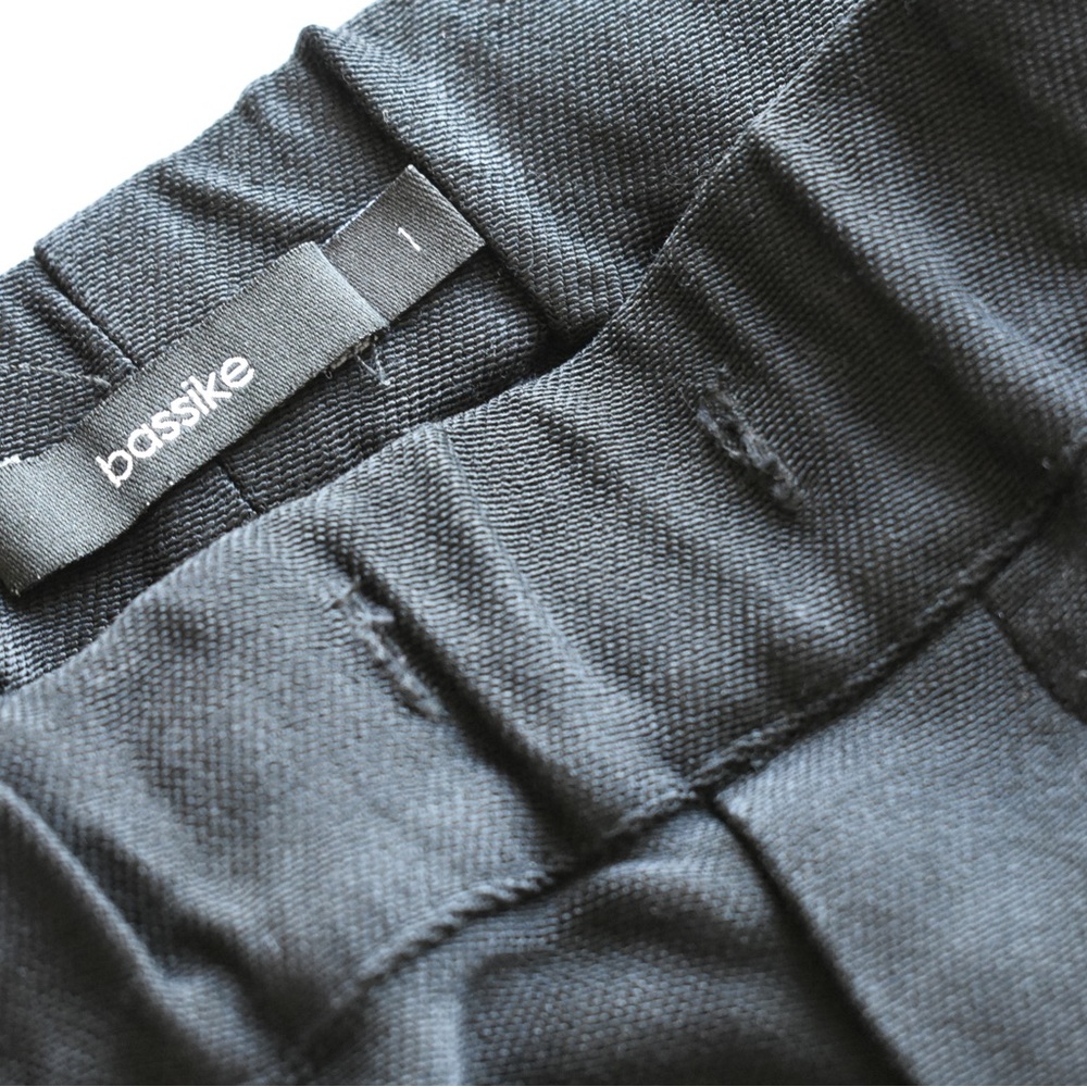 BASSIKE Black Casual Shorts with contrast stitch - Picture 9 of 11